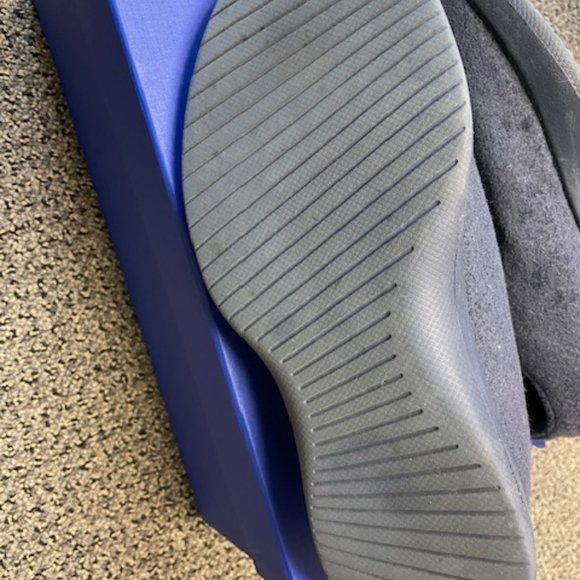 Allbirds Navy Original Wool Runners - Picture 3 of 11